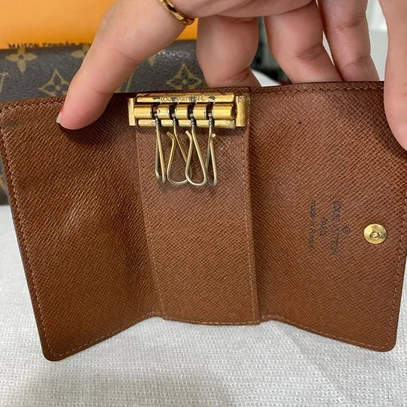 ♥️Louis Vuitton Monogram Wallet & key holder♥️ - Picture 15 of 17